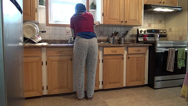 Kurdish Cleaning Maid Lets Her Employer Cum Inside Her Asshole
