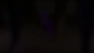 A dildo in the pussy until squirting cream from orgasms – Sex tape