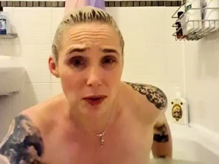 Amateur Big Boobs jerks Big Dick