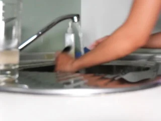 Amateur Thai teen Lisia wants dessert