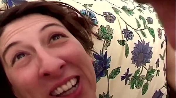 Video esclusivo! Tra cazzi duri per una milf italiana calda e desiderosa parte 2 – Ora anche sul WEB